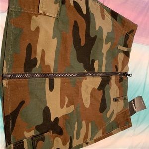 Army print skirt